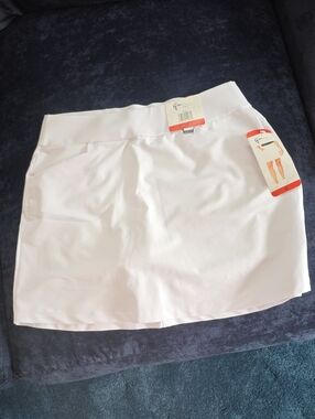 Greg Norman Collection White Women's Medium Golf Skort NWT
